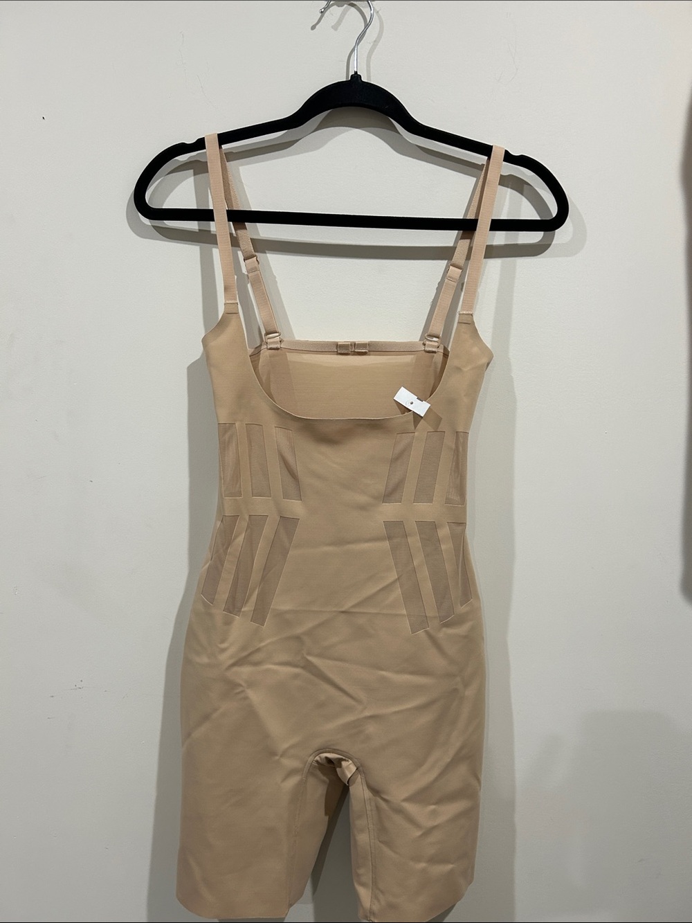 Nude Shapewear Bodysuit - Beige Commando small